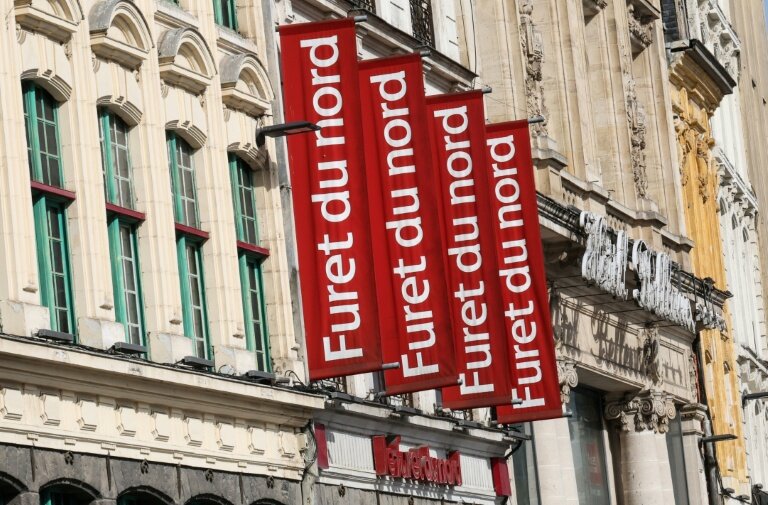 Fermeture de onze librairies Furet du Nord et Decitre