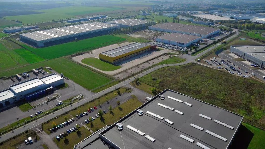 La ZAE Eurotransit, une nuit en travaux